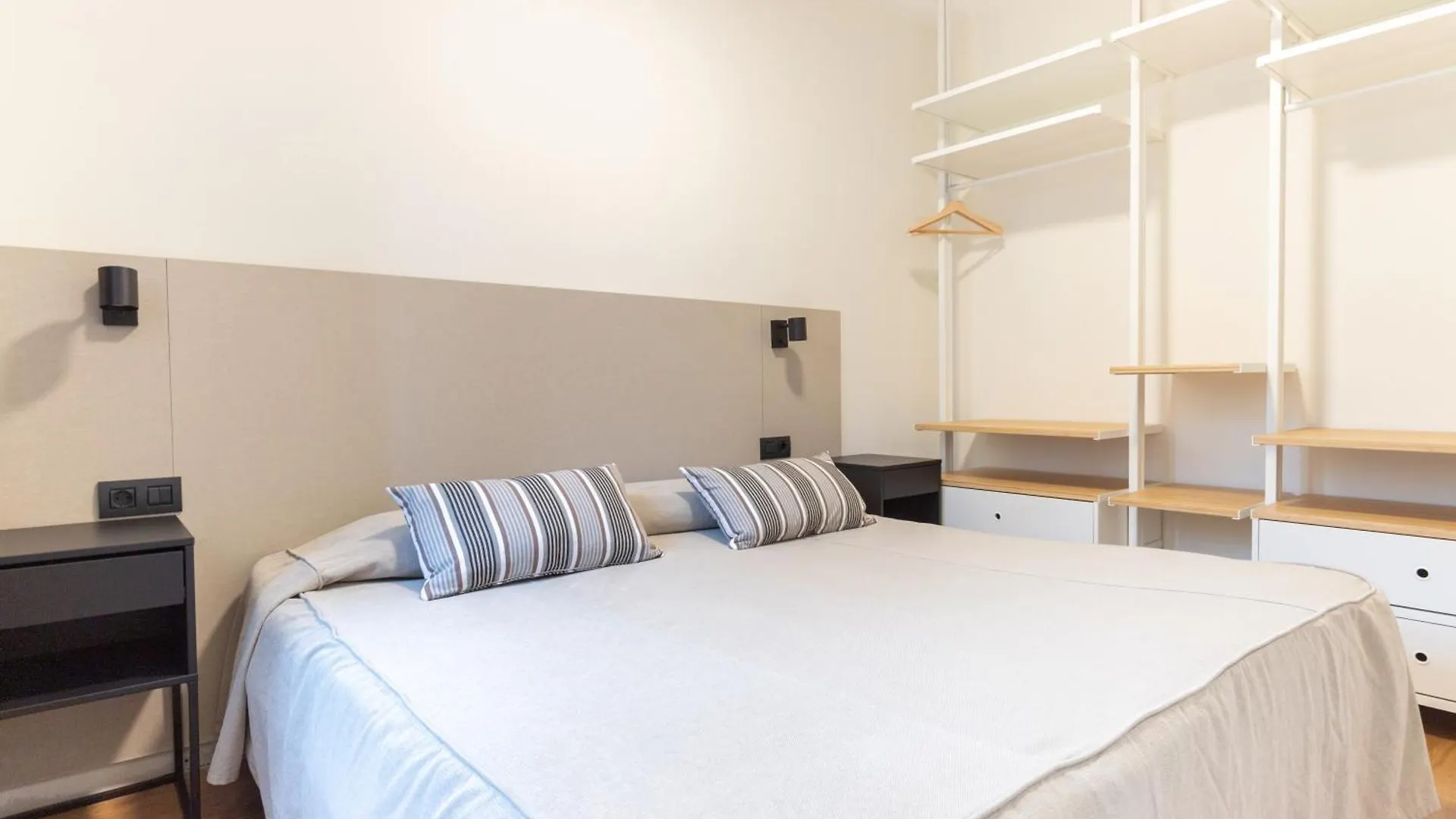 Atica Apartments - By Weflating Barcelona