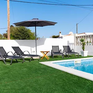 https://villa-xoroi.balearic-islands.net