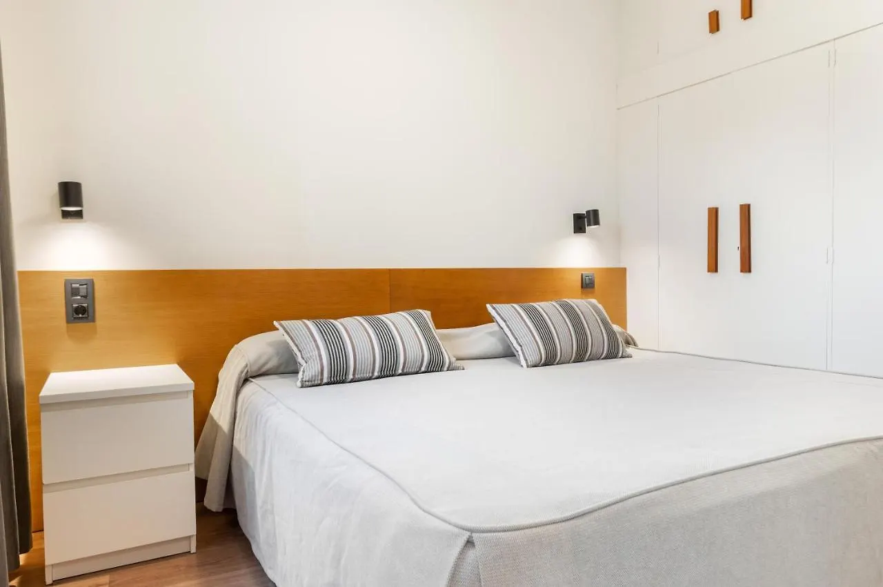Atica Apartments - By Weflating Barcelona